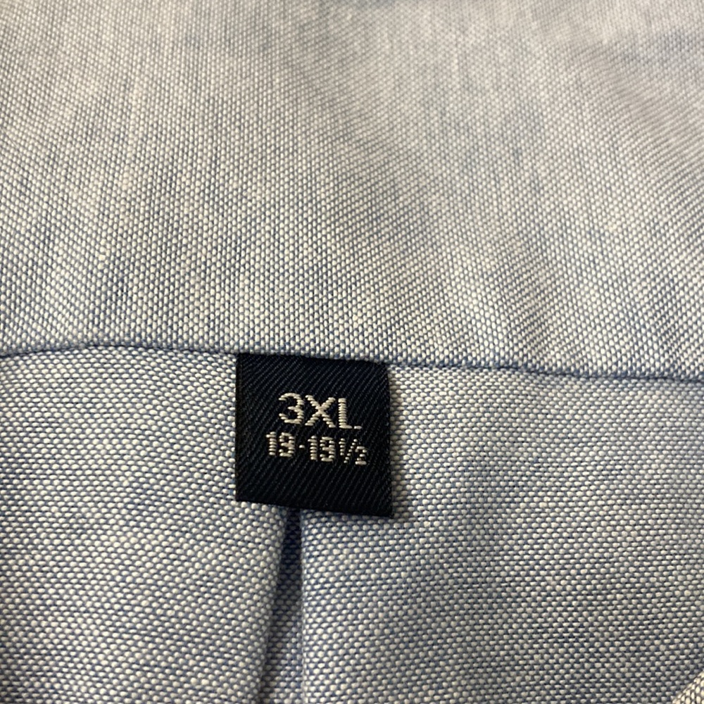 Two EUC Puritan Wrinkle Resistant Button Down Shirts - Picture 4 of 8
